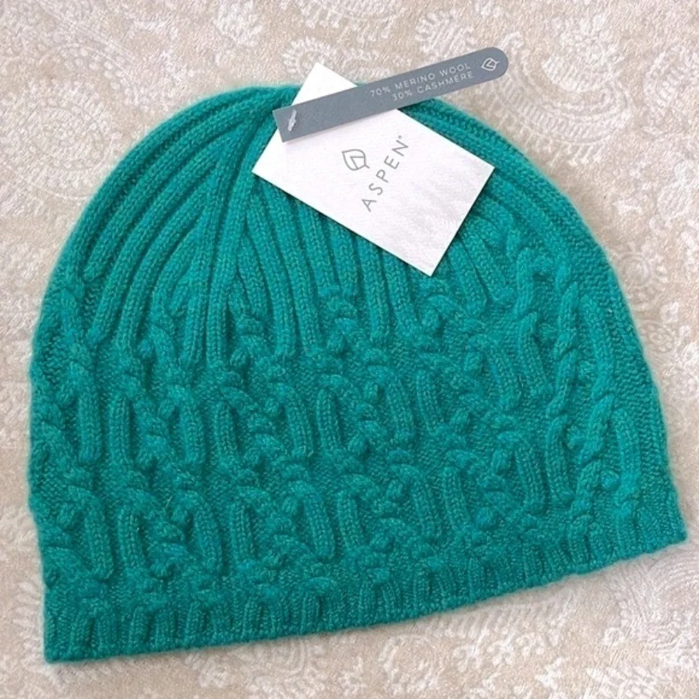Brand New Aspen Merino Wool & Cashmere Rib Knit Beanie Cap Winter Hat.